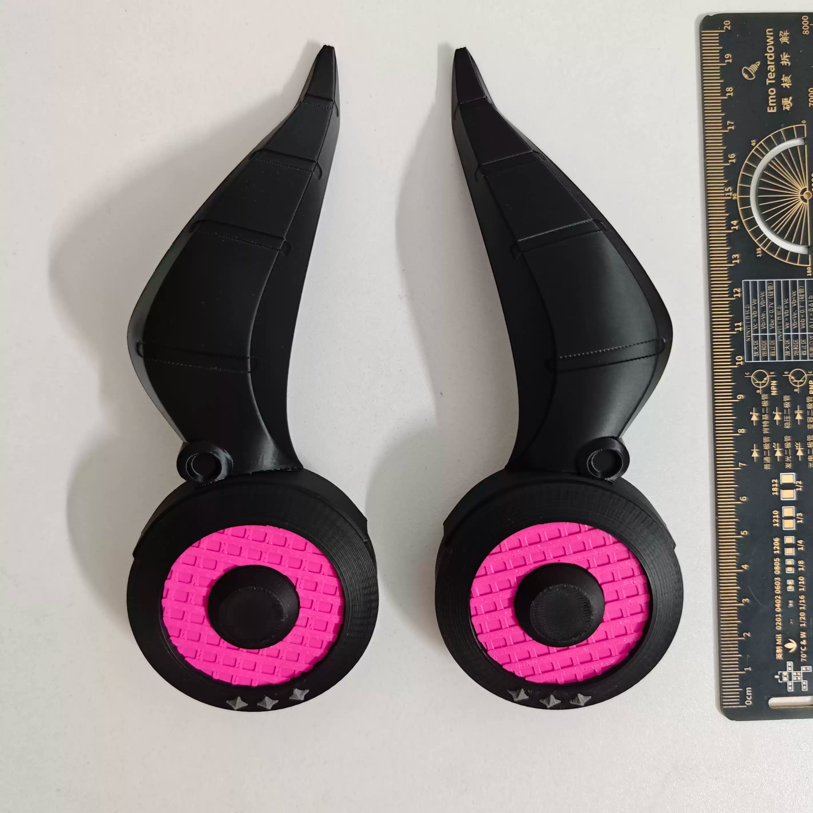 Anime Zenless Zone Zero Angels - مراجعة Cosplay Prop Discord وسعره