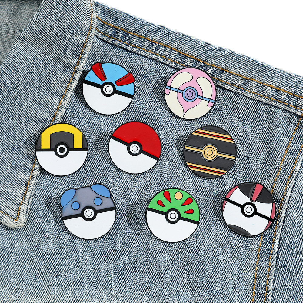 Anime Ball Cartoon Enamel Pins - مراجعة Pokeball Cosplay Prop وسعره