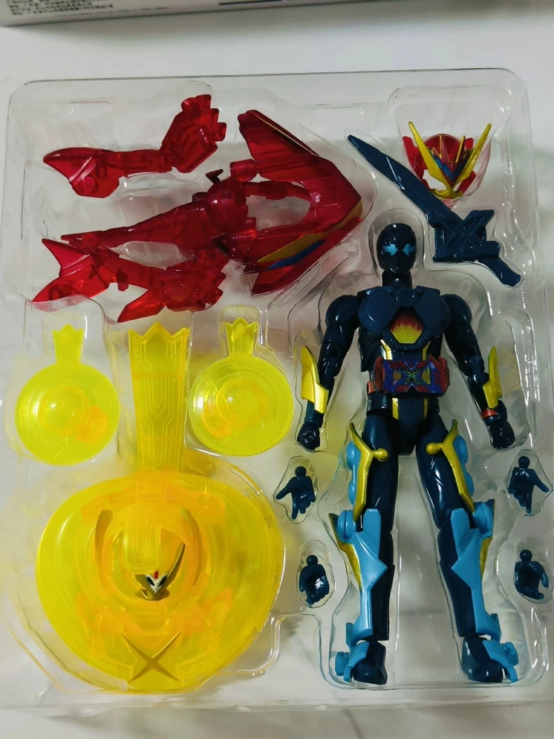 Bandai Kamen Rider Deluxe Supe - مراجعة Cosplay Prop Building وسعره