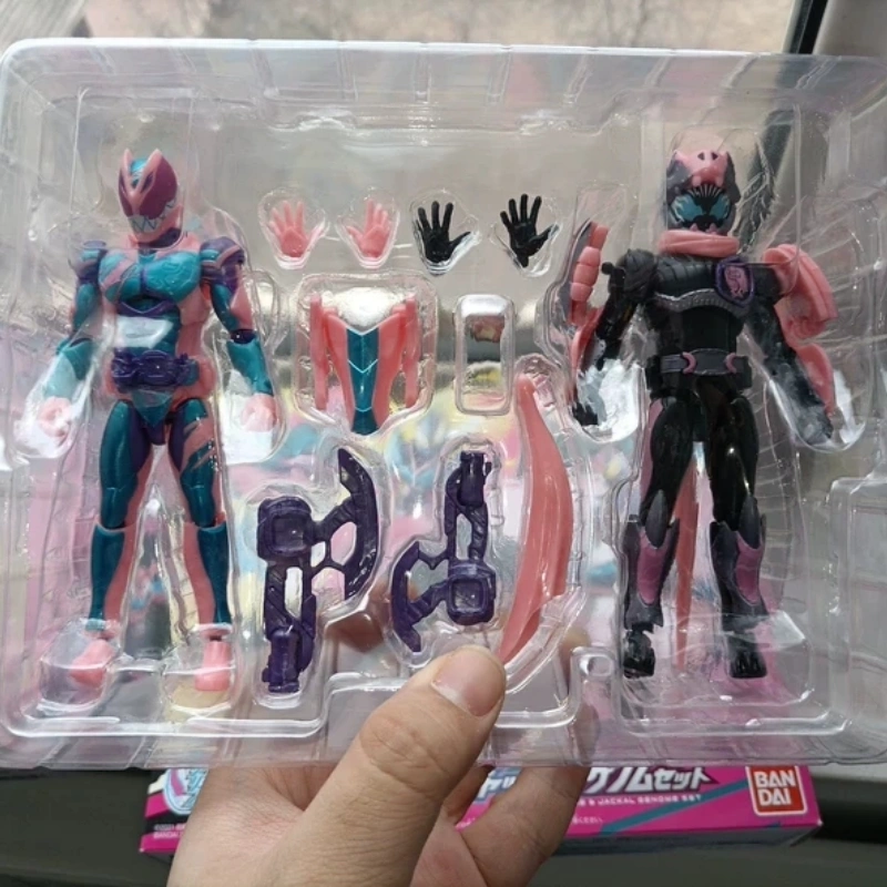 Bandai Kamen Rider Deluxe Supe - مراجعة Cosplay Prop Building وسعره