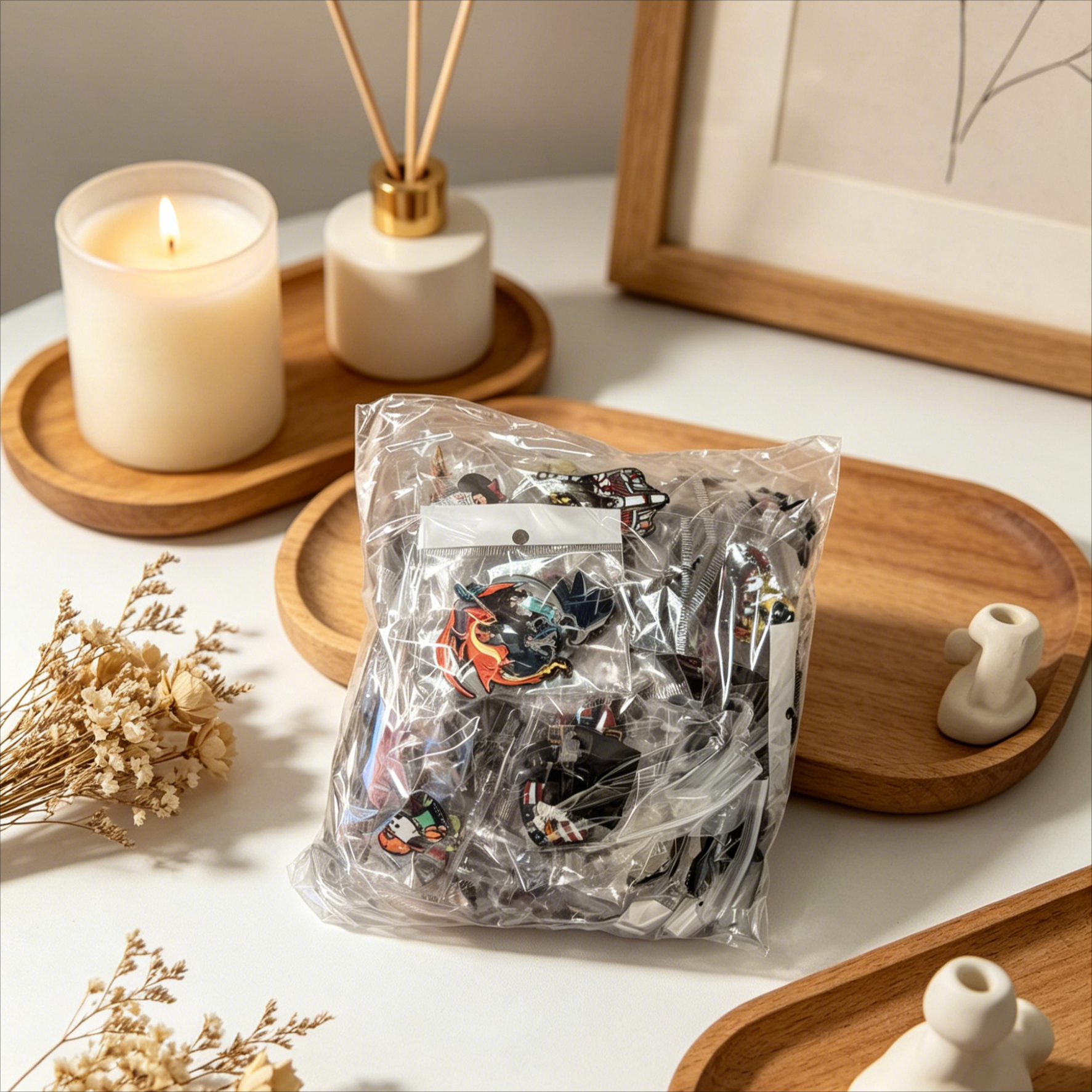Creative Random Brooch New Pop - مراجعة Cosplay Prop Bag وسعره