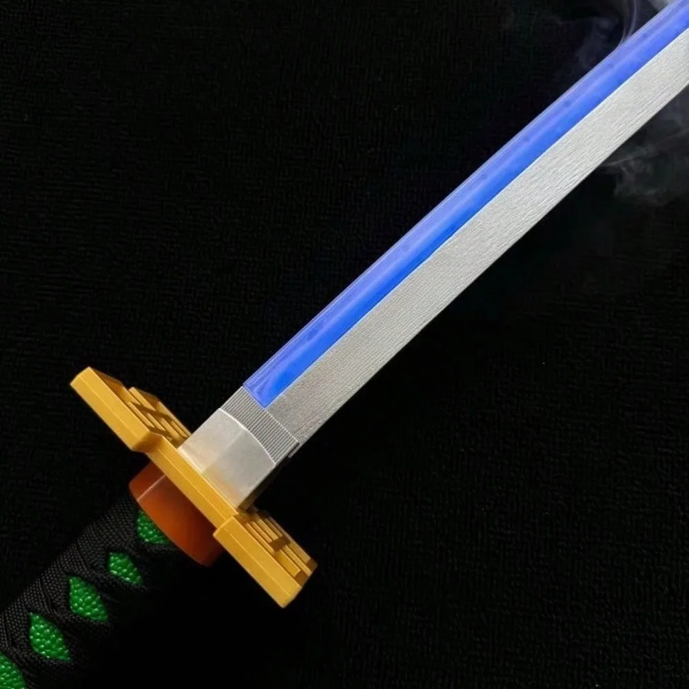 Demon Slayer 104cm 40in Triple - مراجعة Cosplay Prop Display وسعره